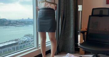 骚老婆旅行直播3 OL制服 口水收集