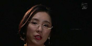 絶対的上から目線で巨尻痴女が淫語を支主観JOI舞原聖