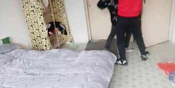 女教师的灾难 捂住口鼻，一会便没知觉了，等他再清醒的时候，发现手脚全被绑住了