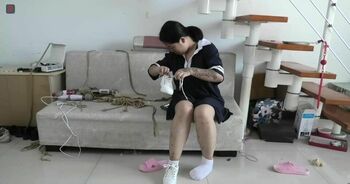 不良少女、胖妹小秋试镜 这丫头绝对丰满、真的不良，手臂的纹身有点渗人，玩起来也
